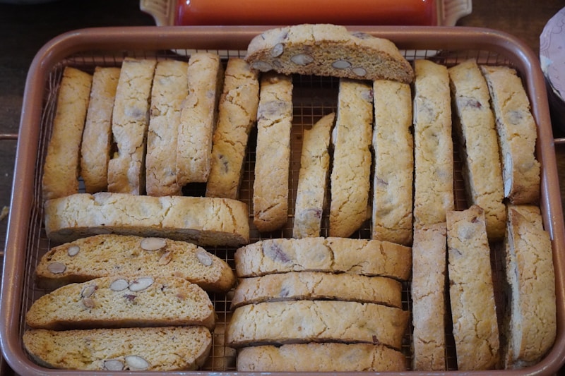 Biscotti alle Mandorle e Arancio