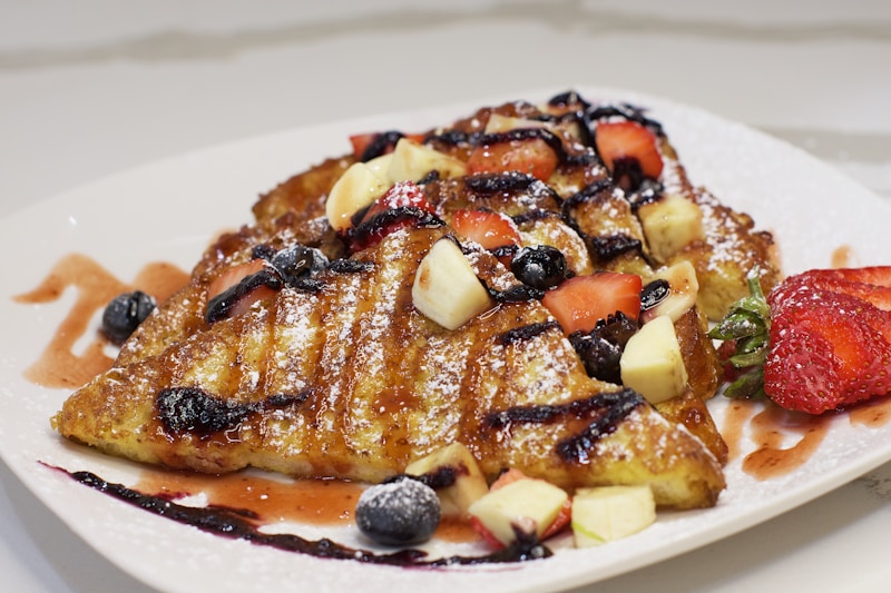 French Toast Proteico con Frutti di Bosco