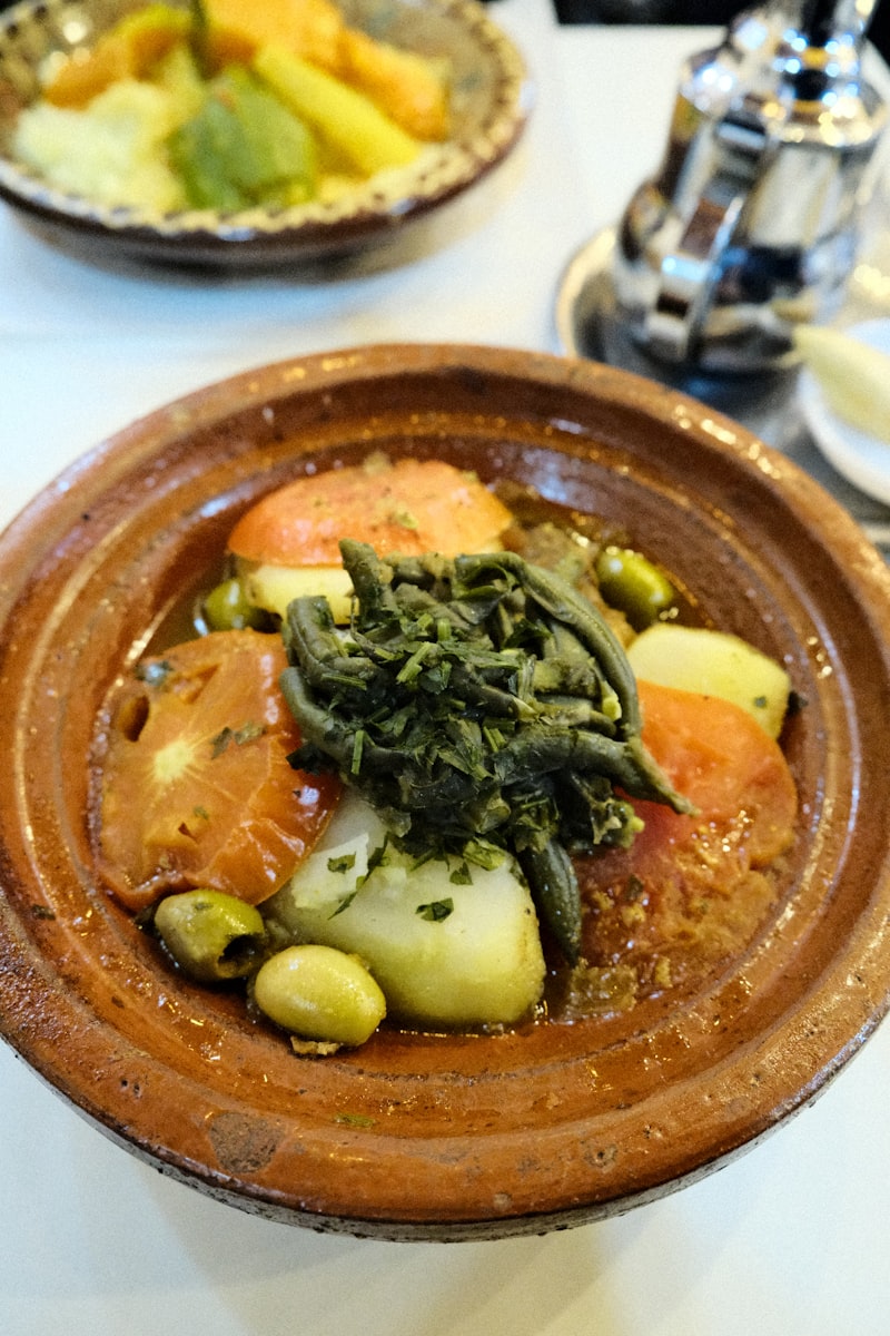 Tagine di Verdure Marocchino con Ceci e Ras el Hanout