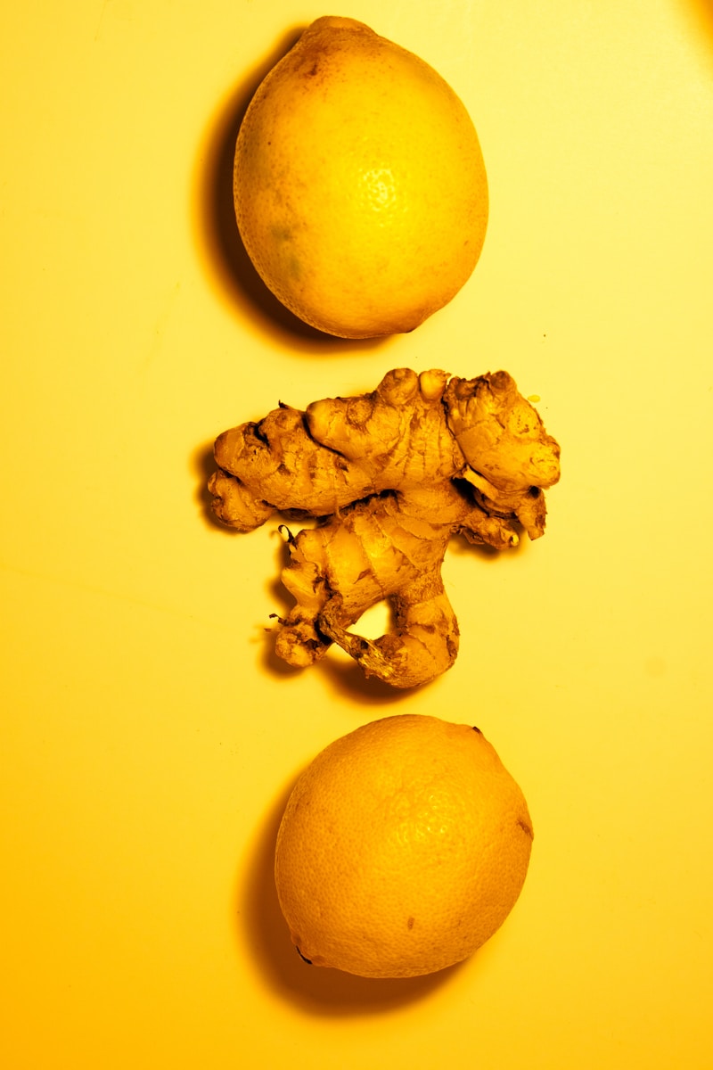 Zuppa di Pollo alla Curcuma con Limone